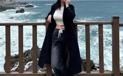 4岁超萌空姐机长